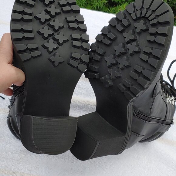 TORRID lace up Ankle boots platforms Sz 10.5 - Picture 7 of 8